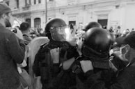 A powerful image depicting journalists in action.