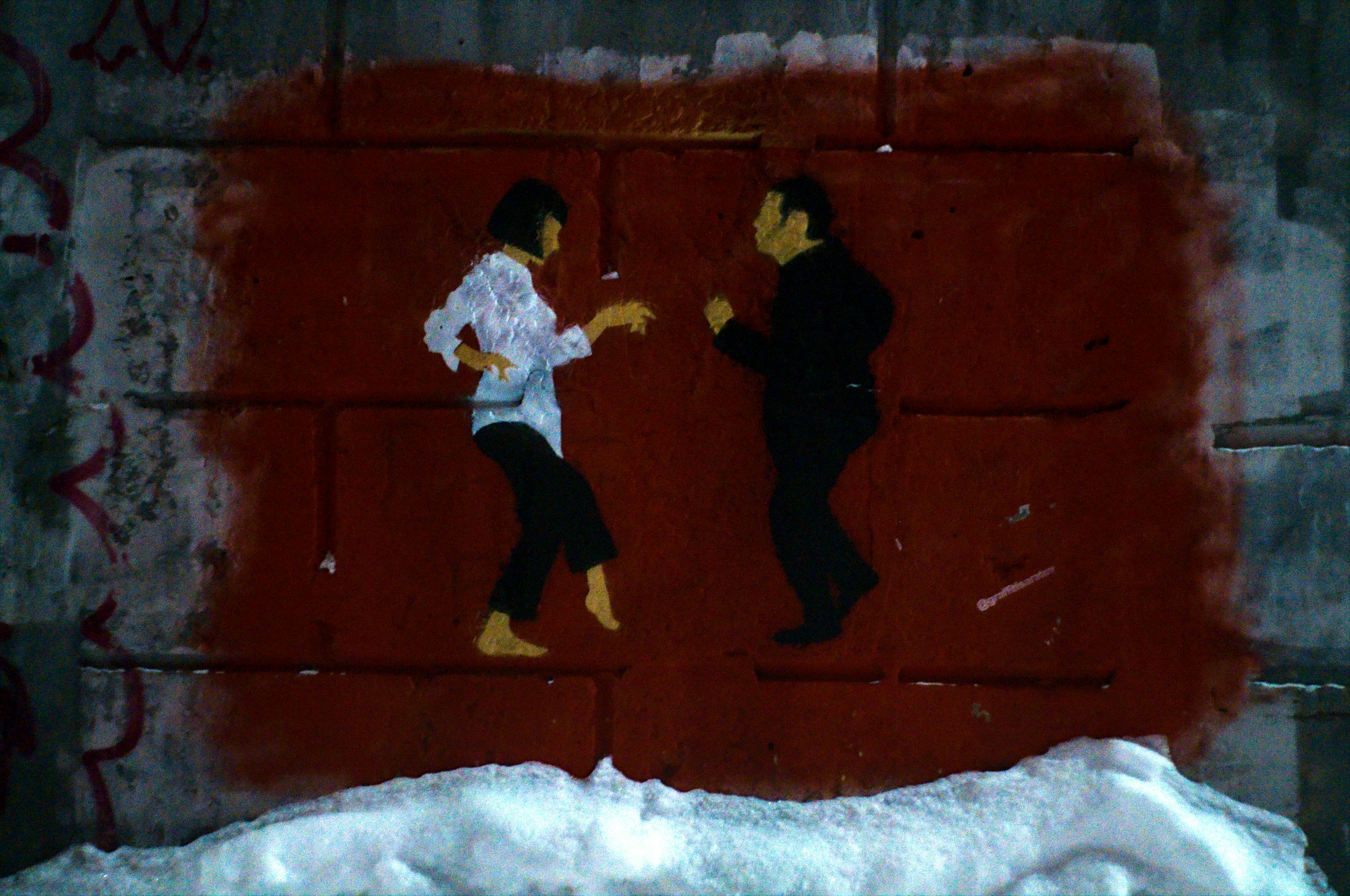 Tarantino and Fellini: huge dance scenes in cold and hot