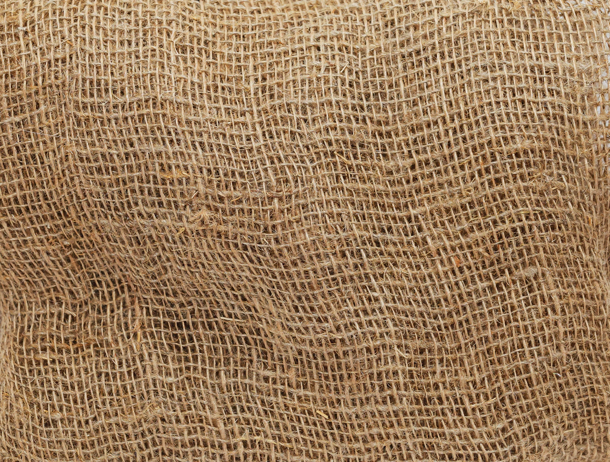 Premium Jute Burlap Rolls — 10oz/yd² (100m)