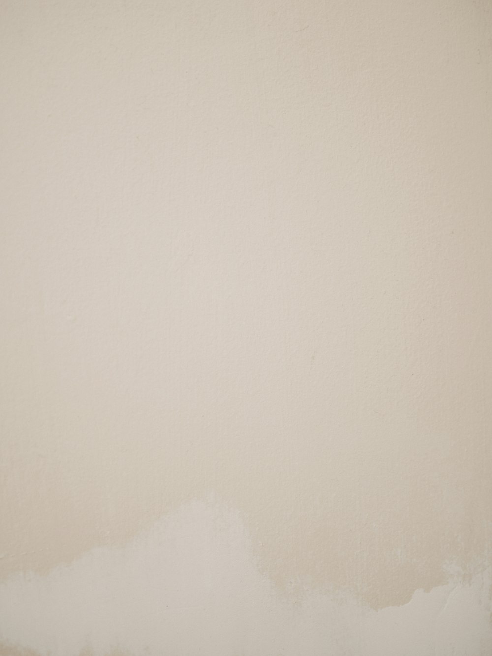 흰 벽 페인트가있는 흰색 벽 페인트
