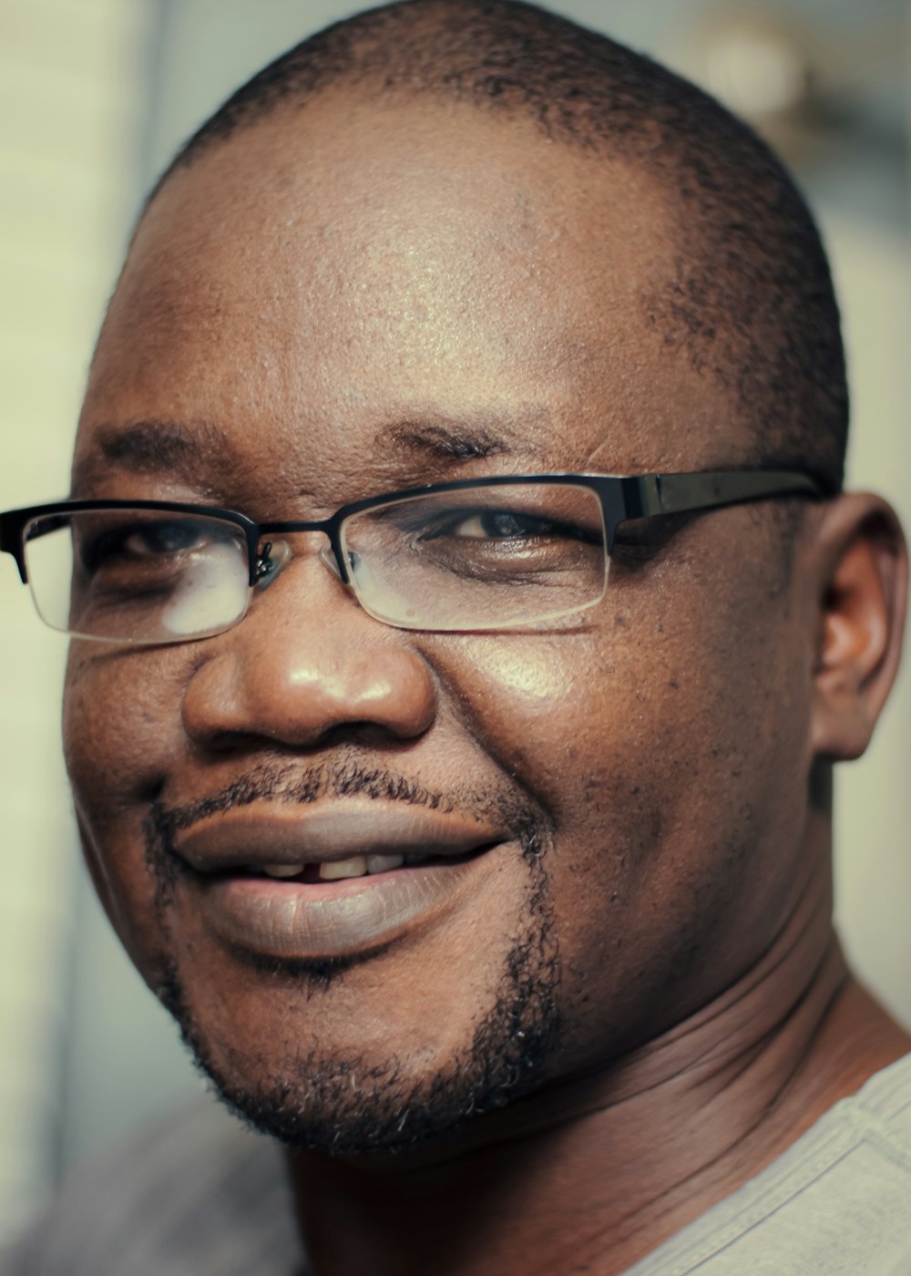 man in black framed eyeglasses