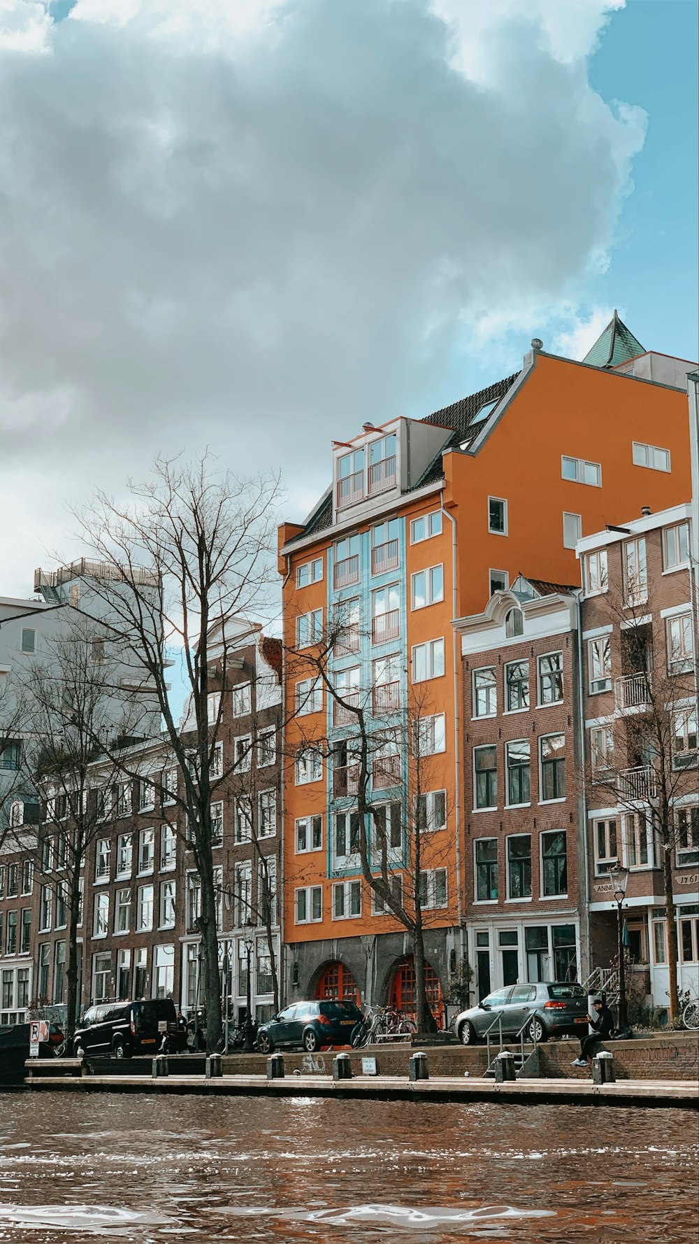 brown and white concrete building