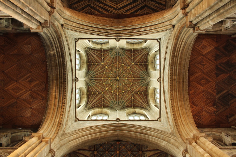 brown and white floral ceiling