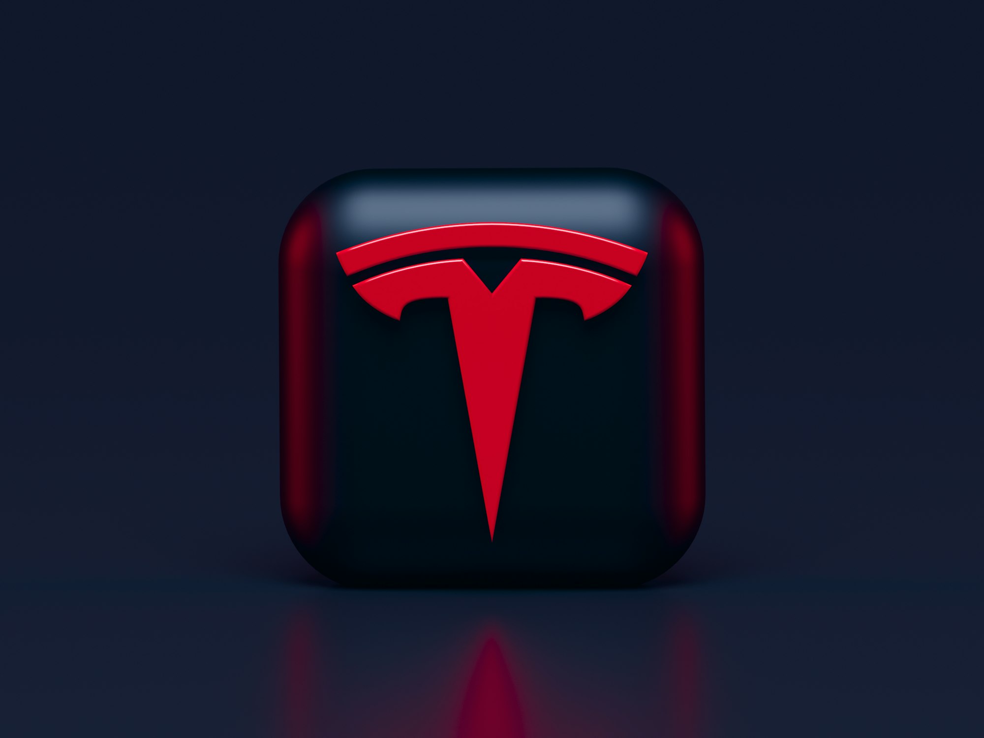 Tesla records $140 million loss in BTC