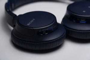 Wireless Noise Cancelling Headphones