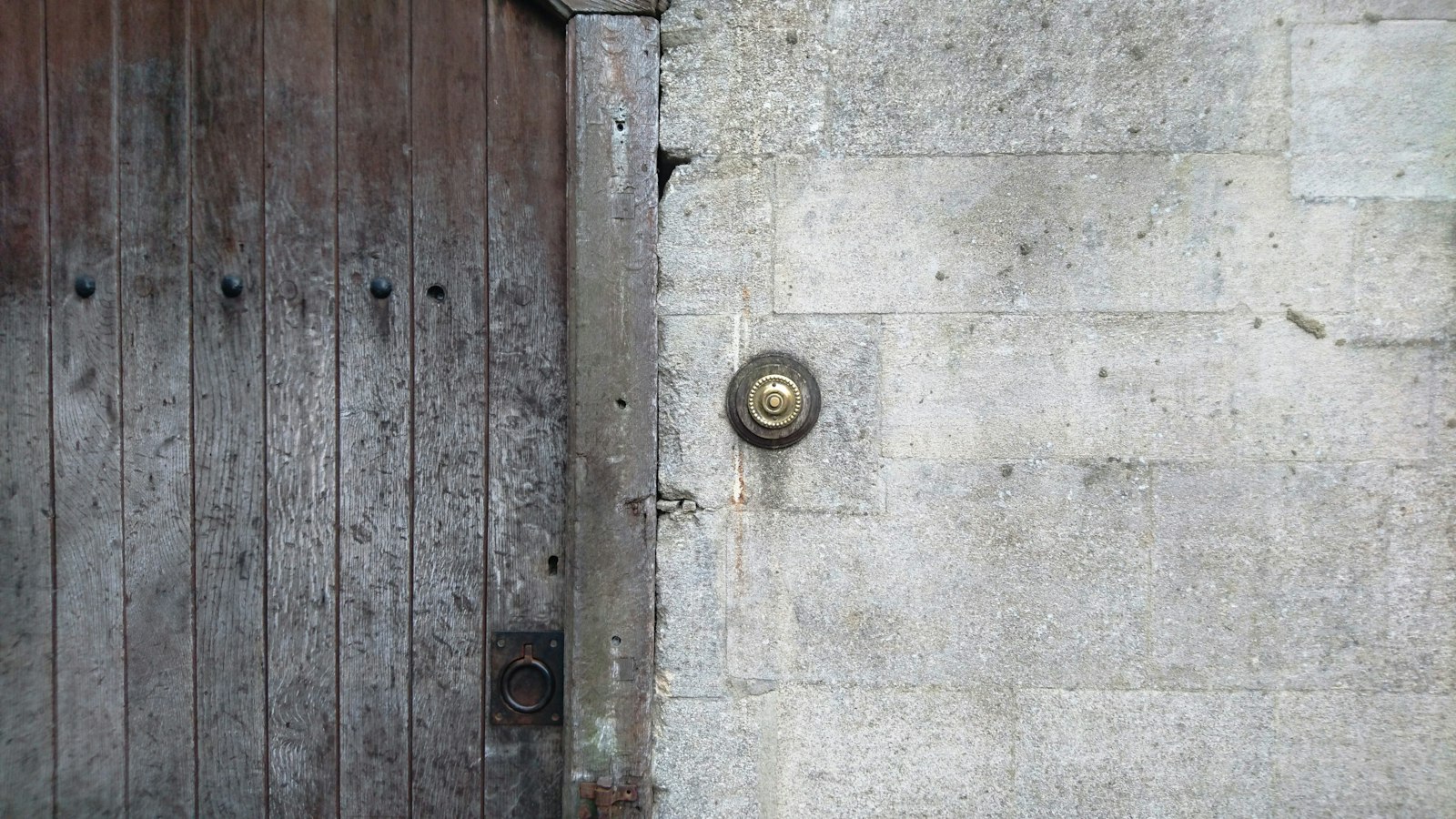 How to Install a Video Doorbell: Wiring, Transformer Power, and Chime Setup