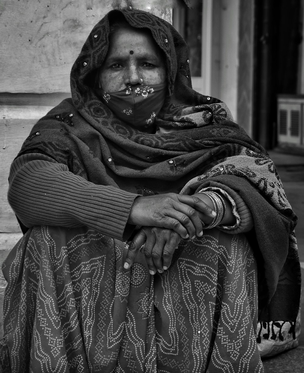 woman in black and white hijab