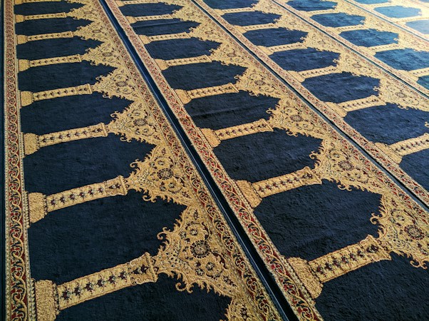 Exploring the Elegance of Handmade Bokhara Carpets