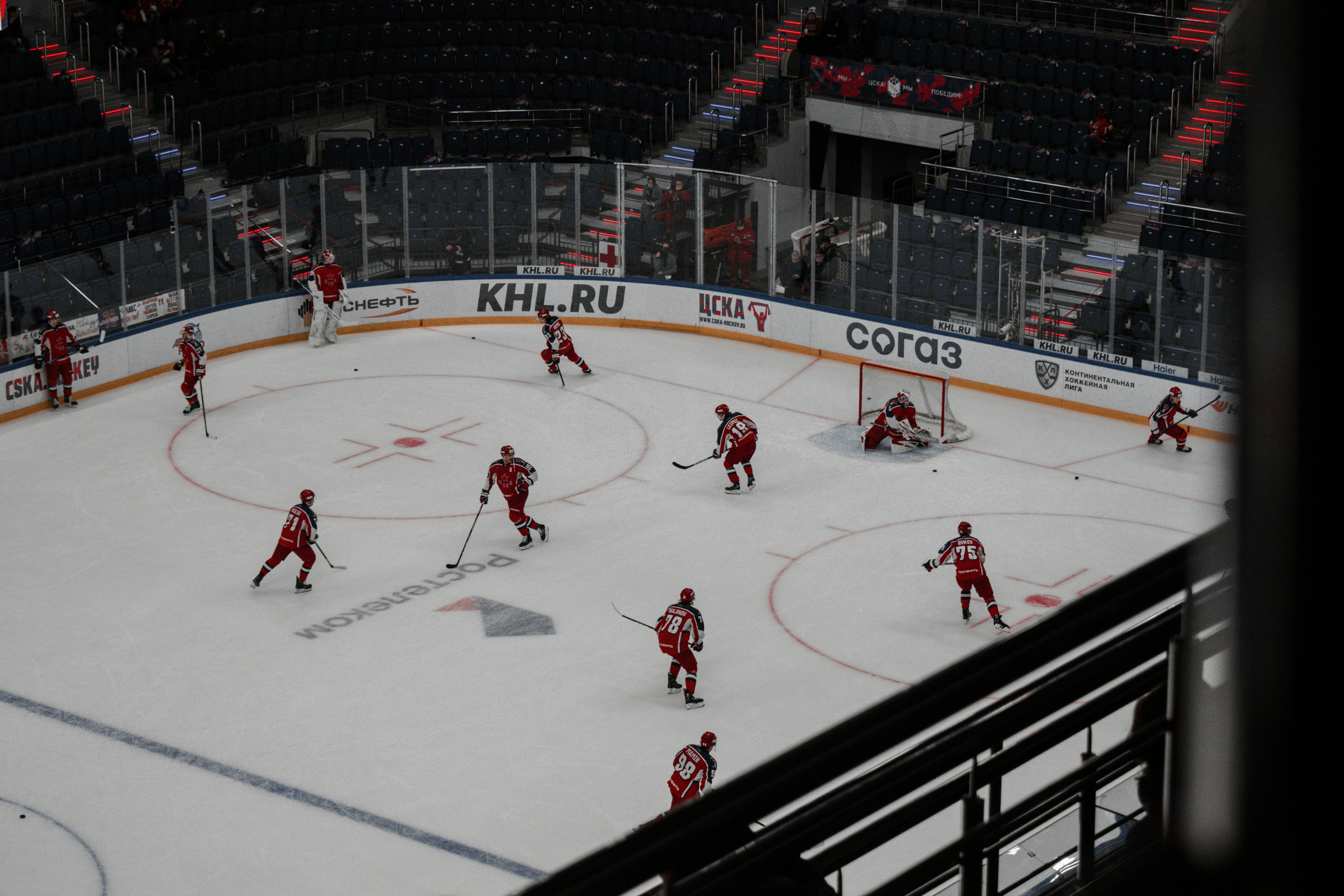 Ванкувер обыграл Чикаго 6:3 в матче НХЛ — видеообзор и статистика