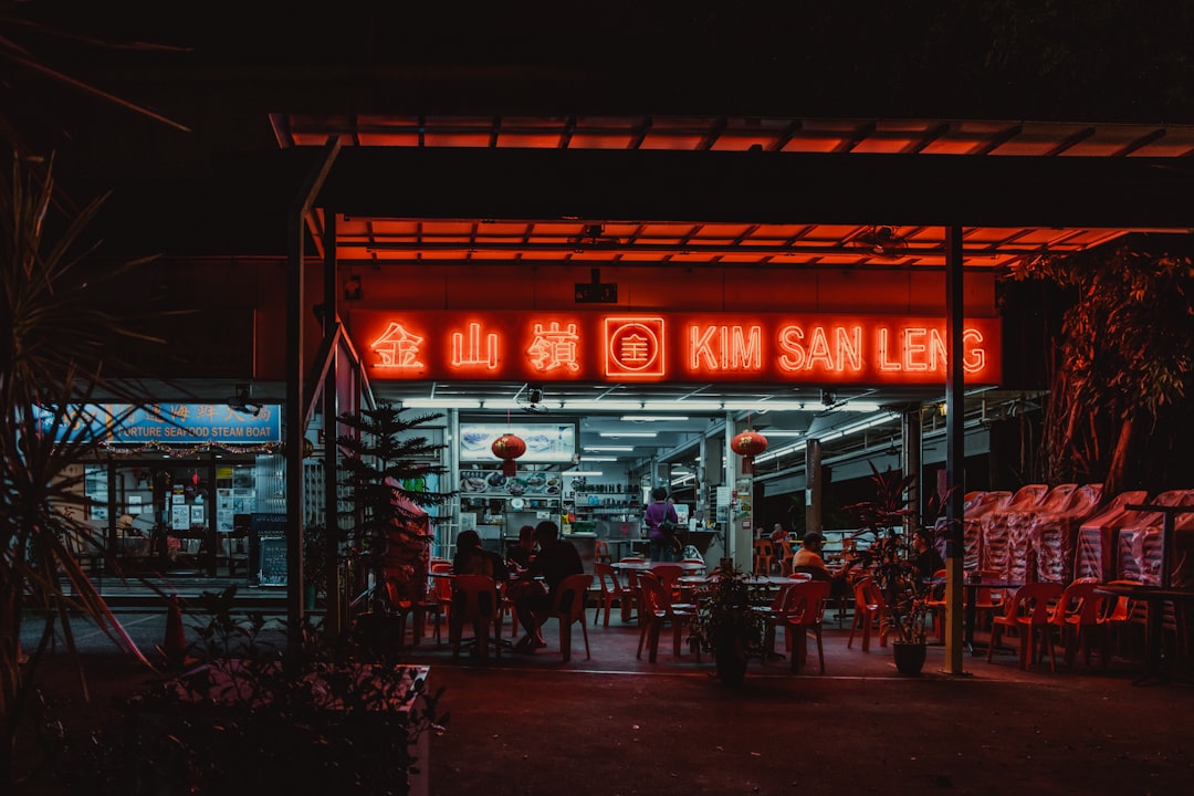 Hunting Hawker Haunts: Singapura's Secret Local Eateries - Don't Ju… — Hunting Hawker Haunts