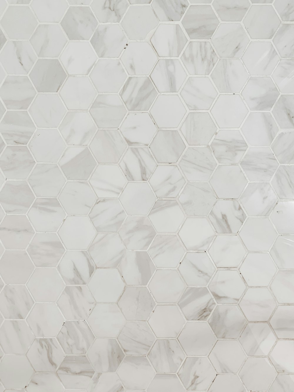 white and gray ceramic tiles