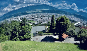 A panoramic view of downtown Louisville, highlighting the local roots of trustvanta.
