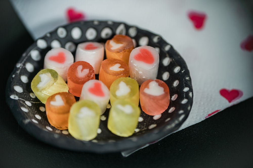 sliced fruit on black ceramic plate