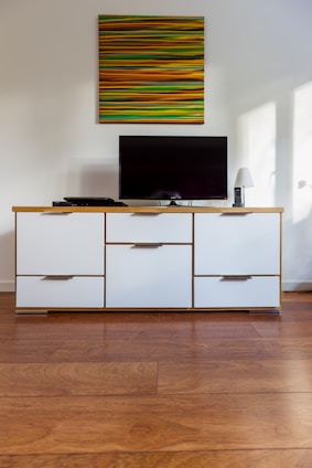Muebles, cajoneras, closet