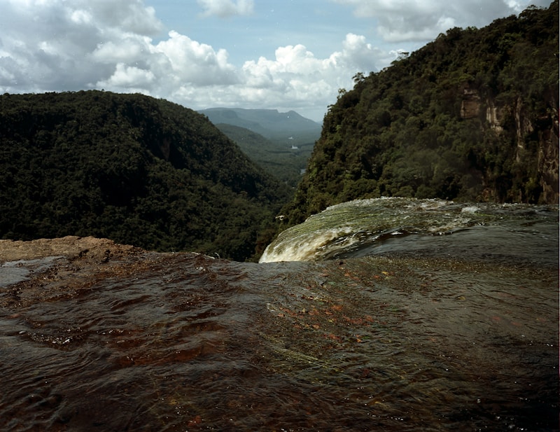 Hottest places in Guyana by maximum mean temperature