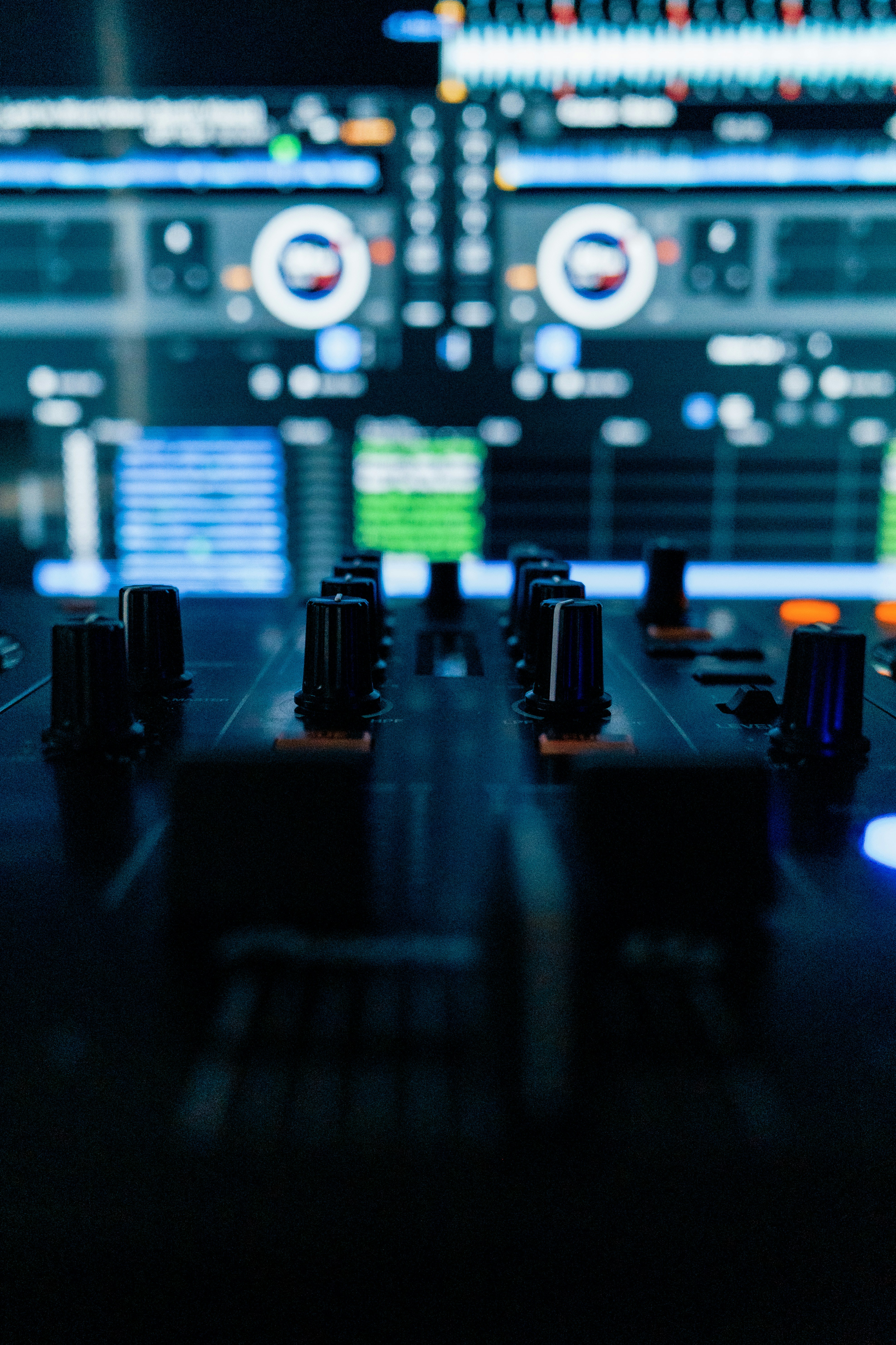 black and white audio mixer