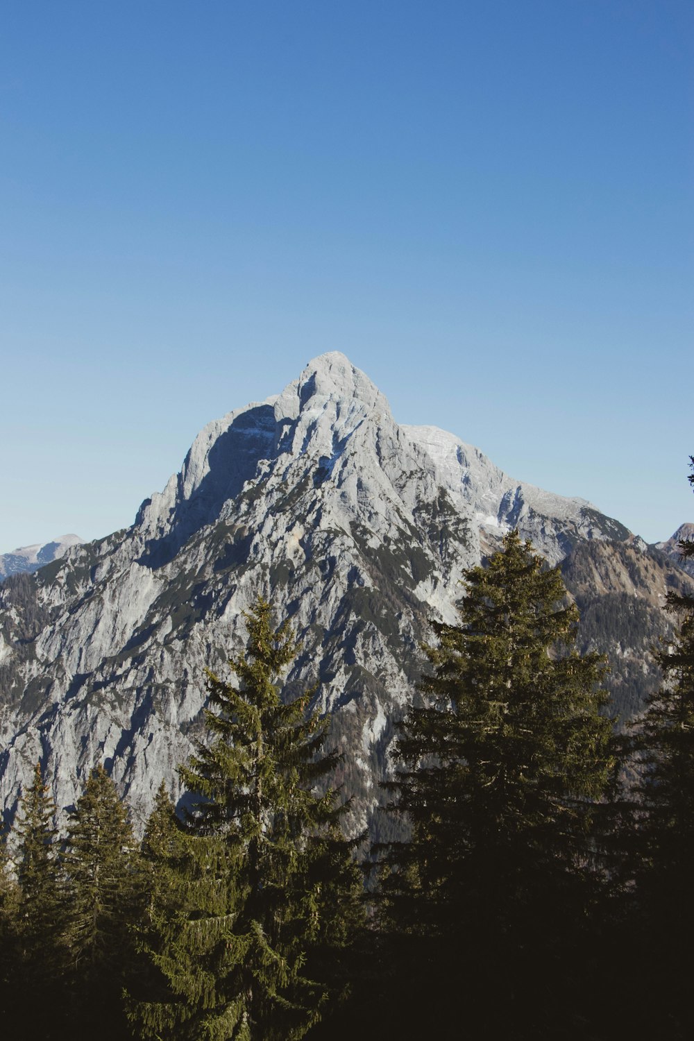 snow covered mountain during daytime