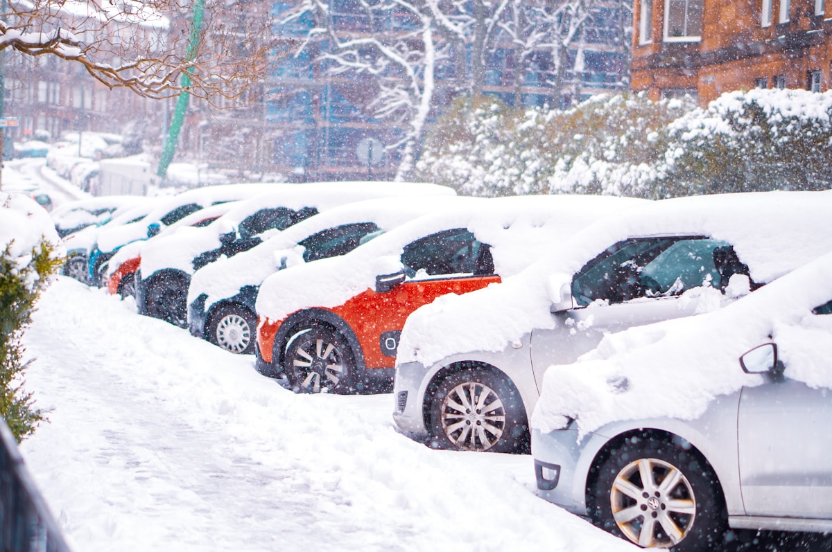 Faire tourner la climatisation de la voiture en hiver pour économiser des milliers