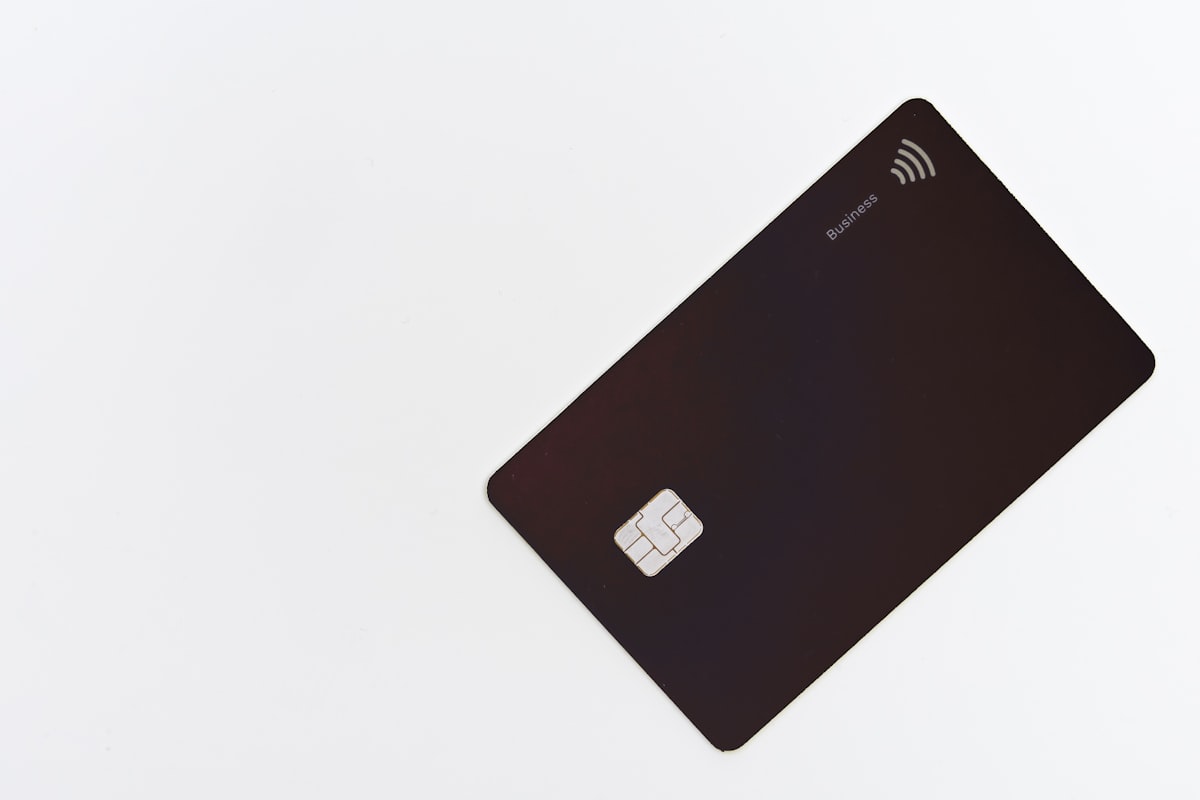 A Typical Credit Card Terminal That Is Still Popular Today. Visanet