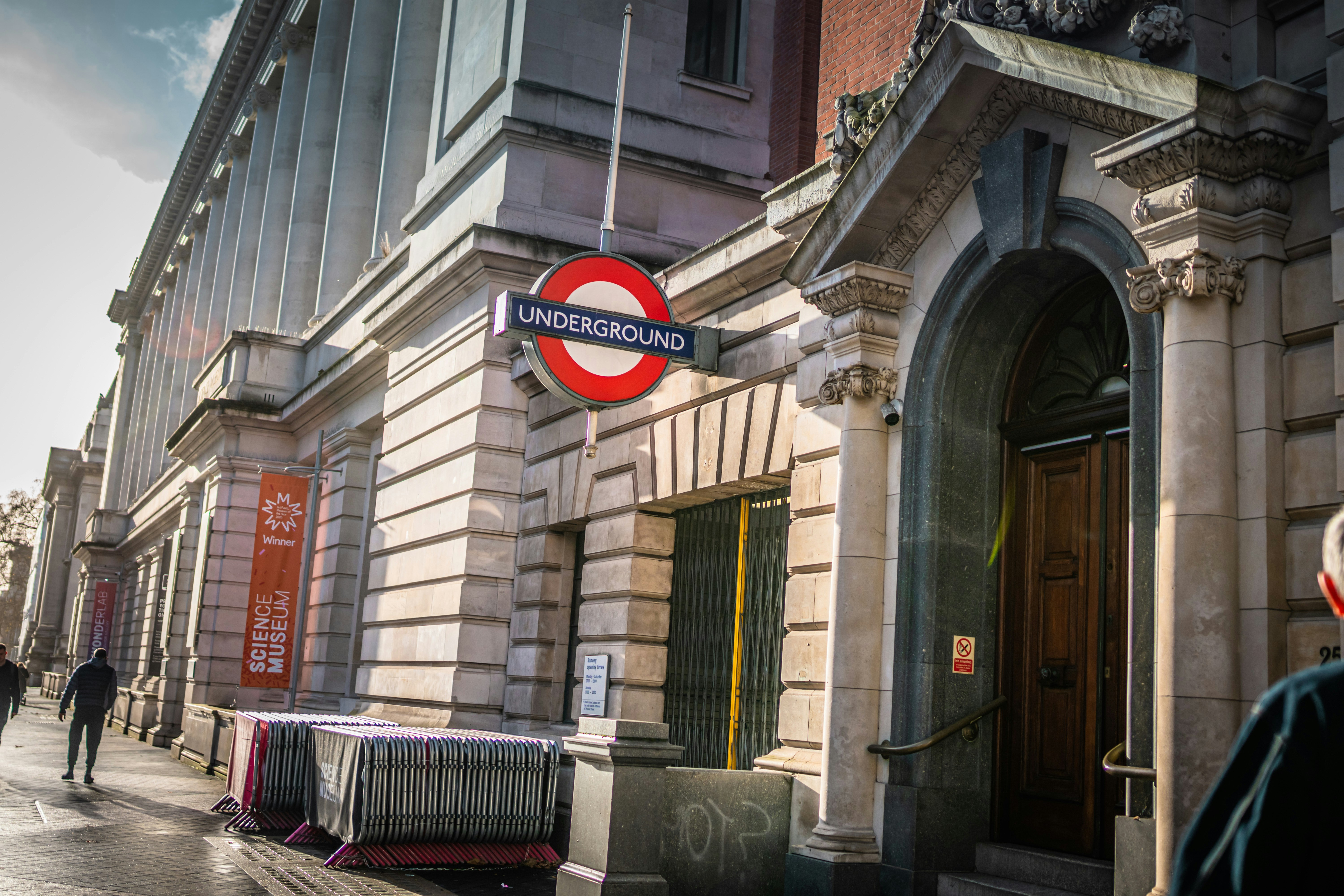 Multidimensional Child Poverty in Papua: Empirical Evidence From 6 Districts Image