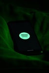 Spotify 月活用户首次突破5亿，目前仍处于亏损状态，未来将涨价