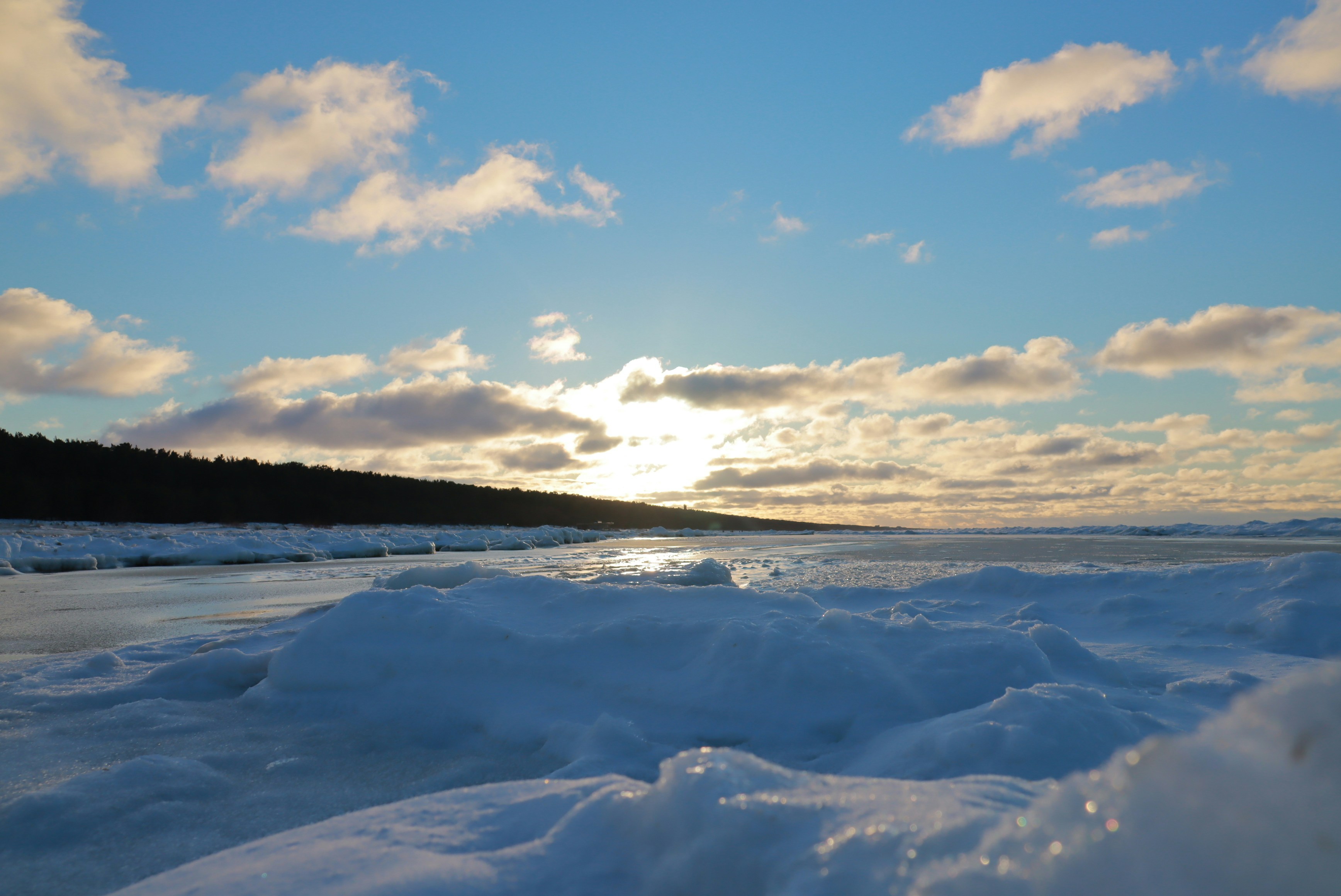 Photo by raimondklavins