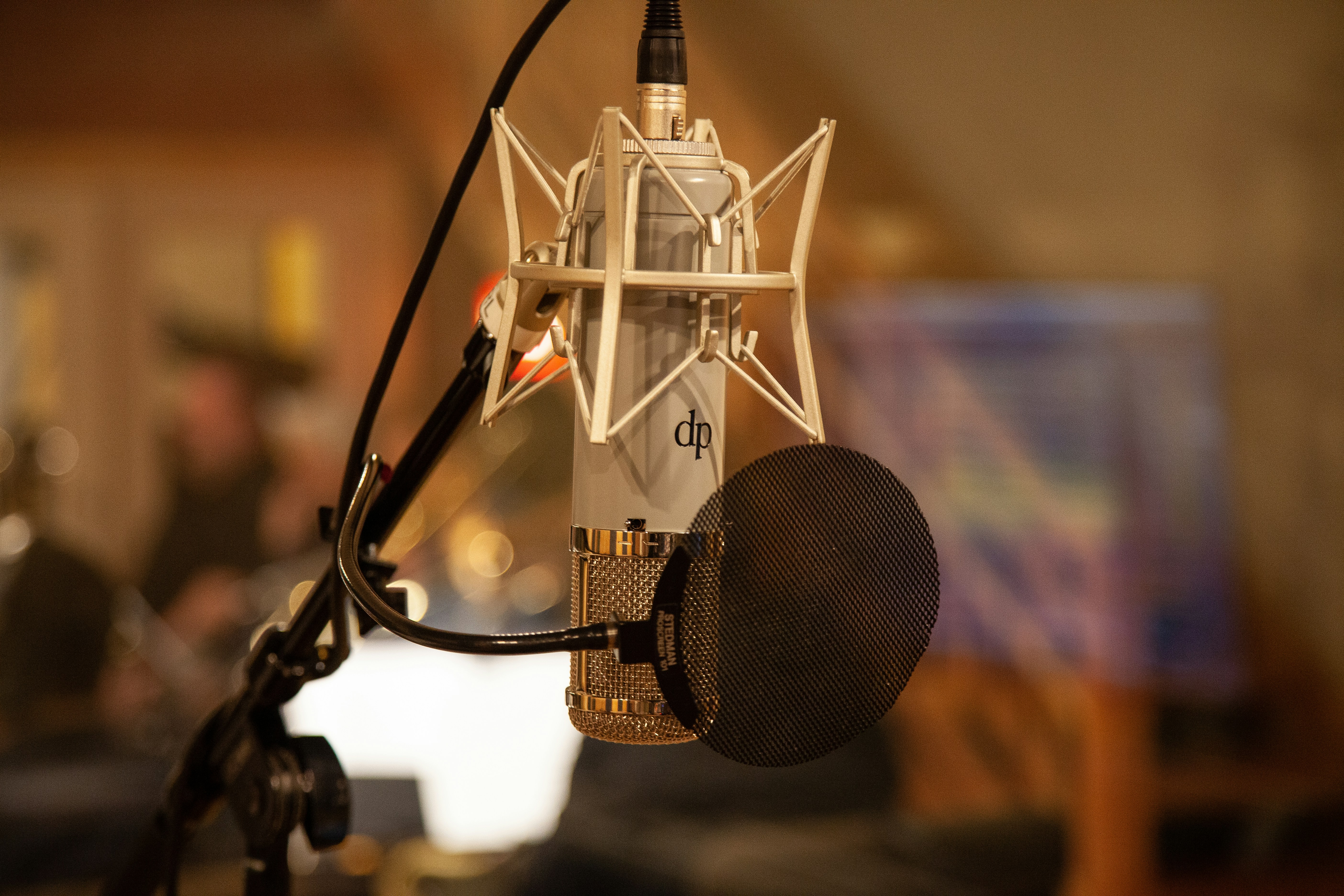 Microphone studio