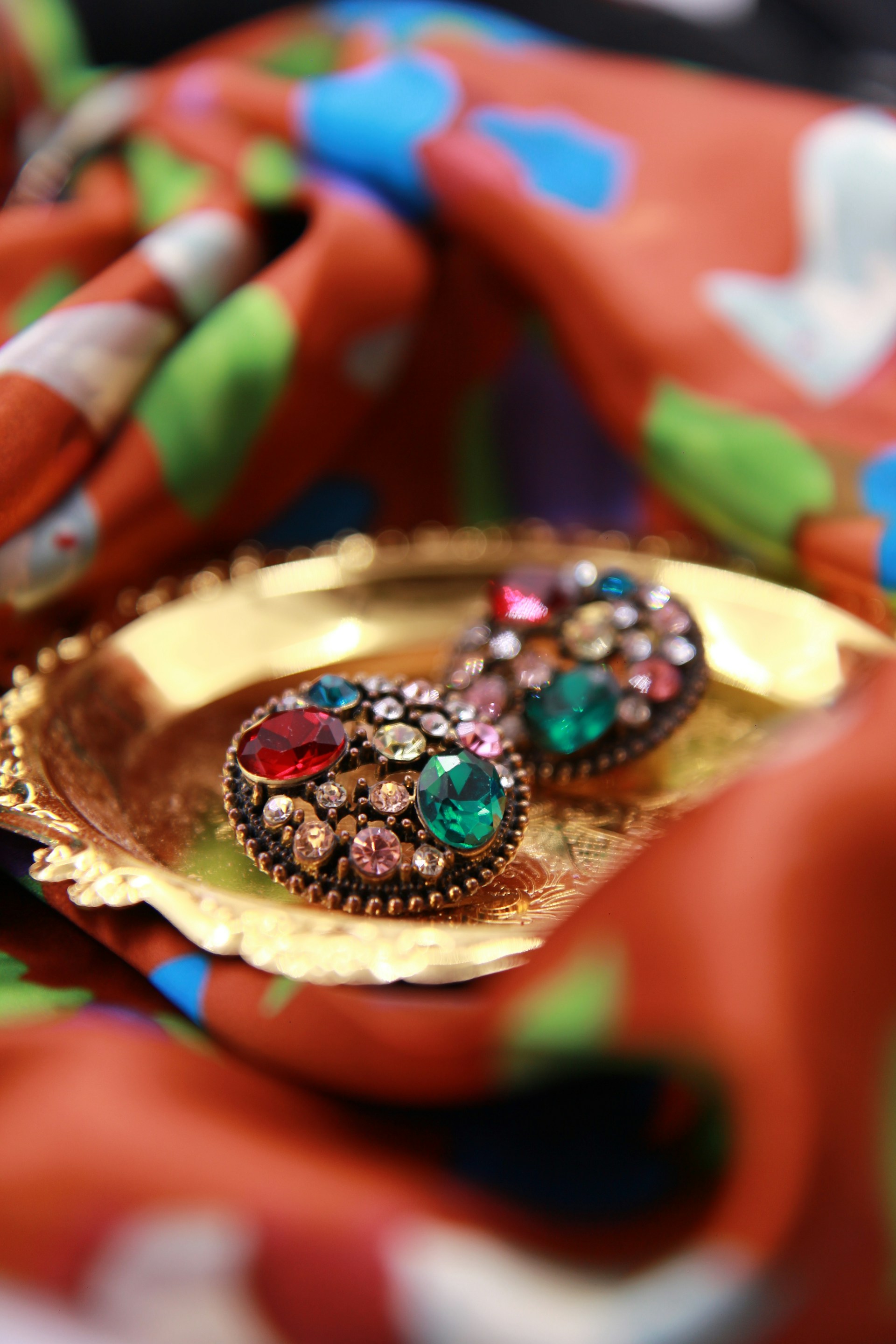 gold and blue stone ring