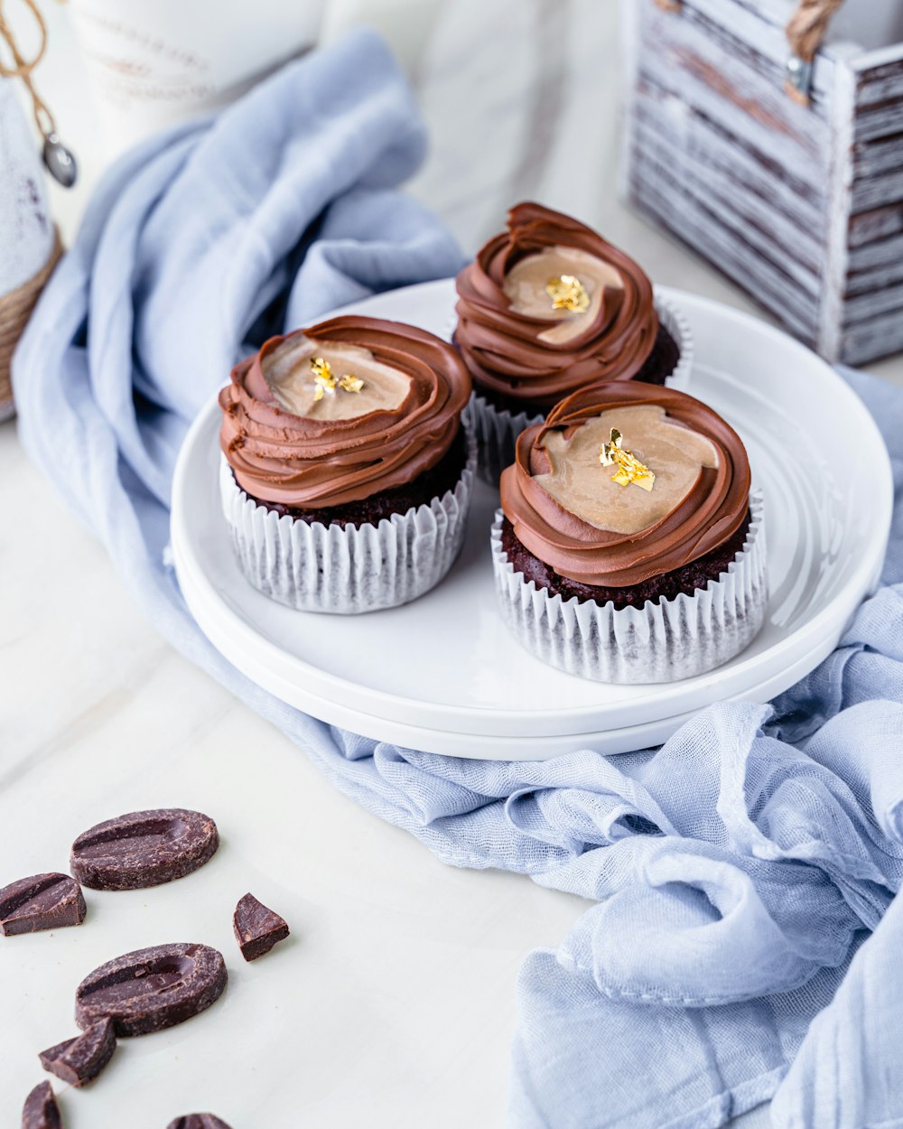 cupcakes on white ceramic plate