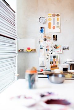 Art process detail — laura adai on Unsplash