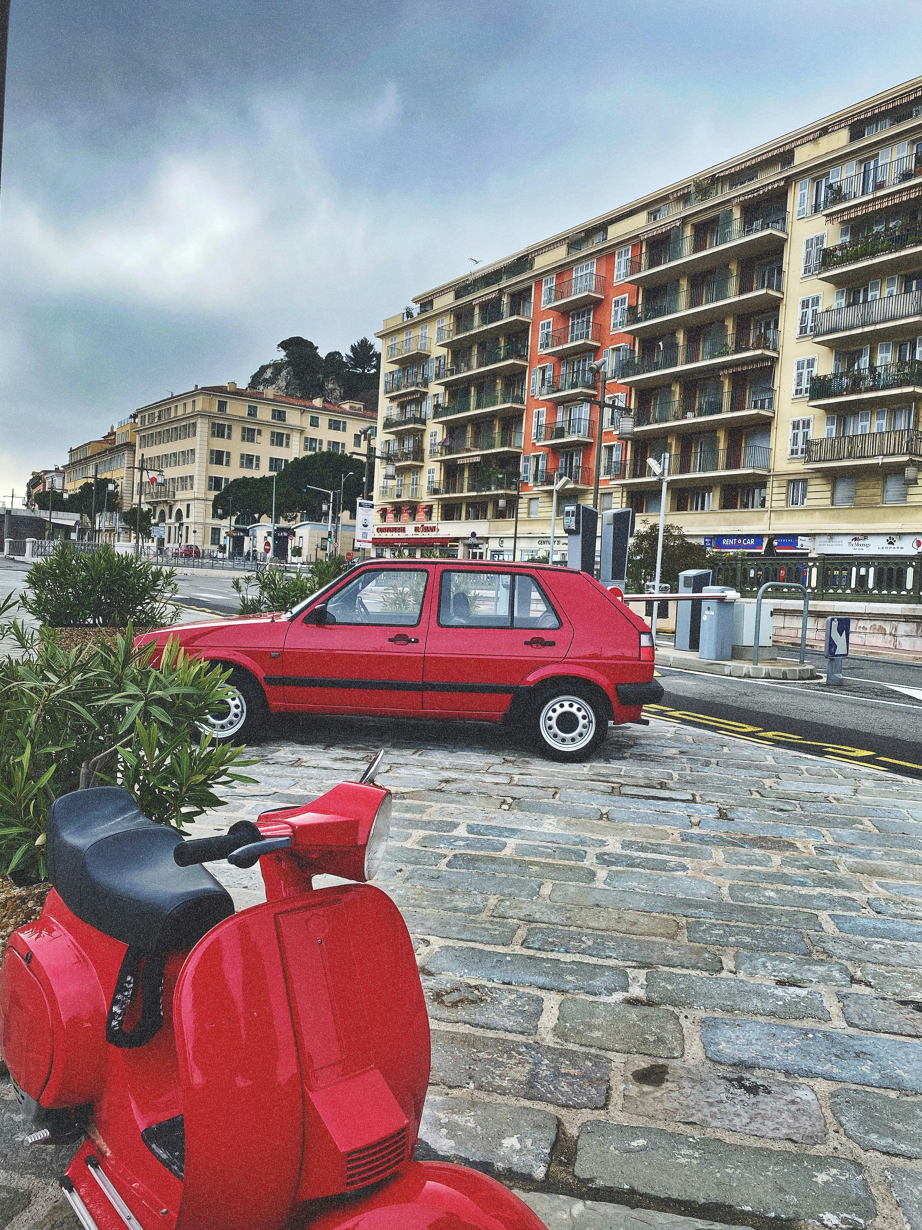 Pesan Motor Sekarang