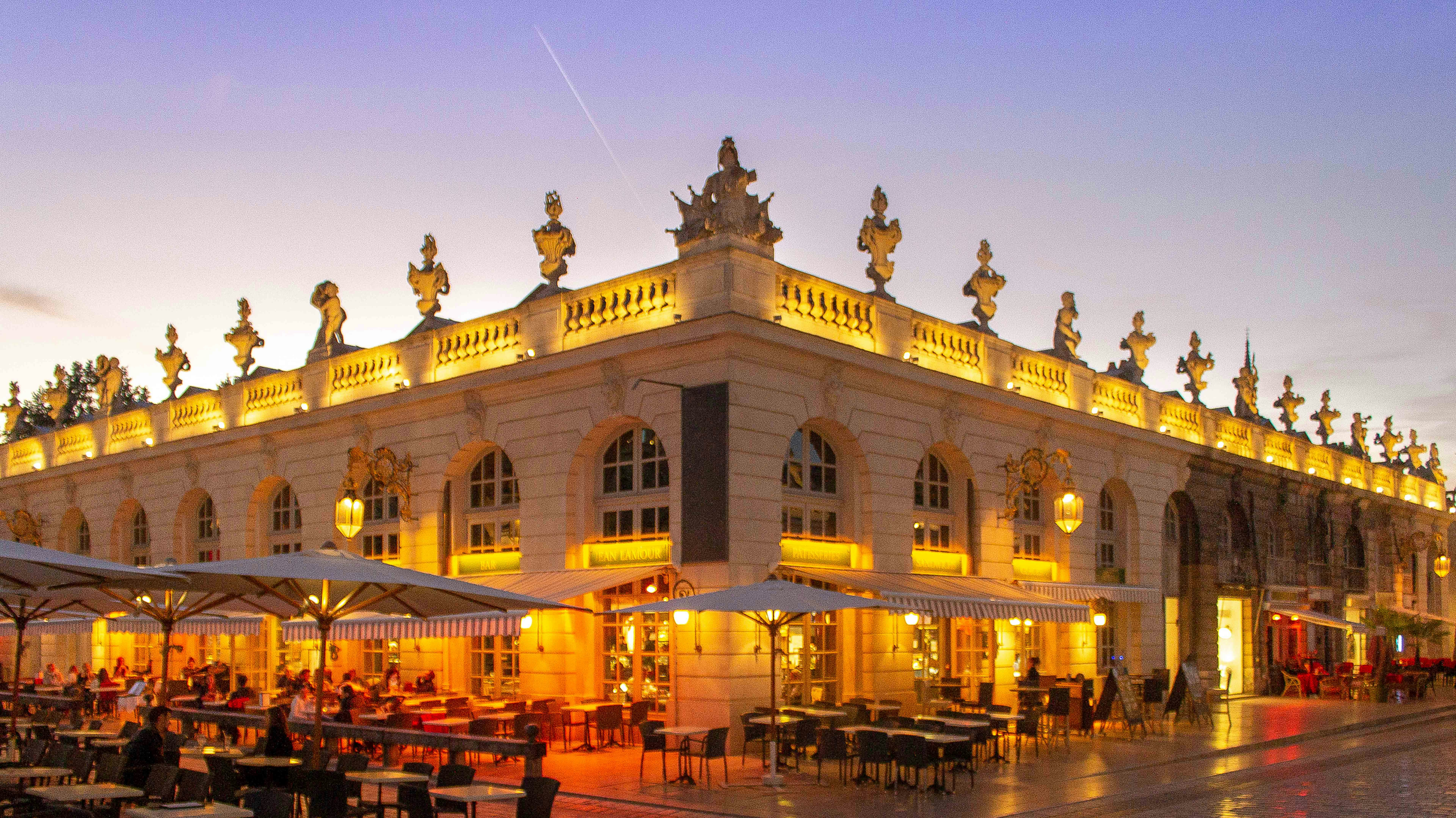 Reserva tu experiencia