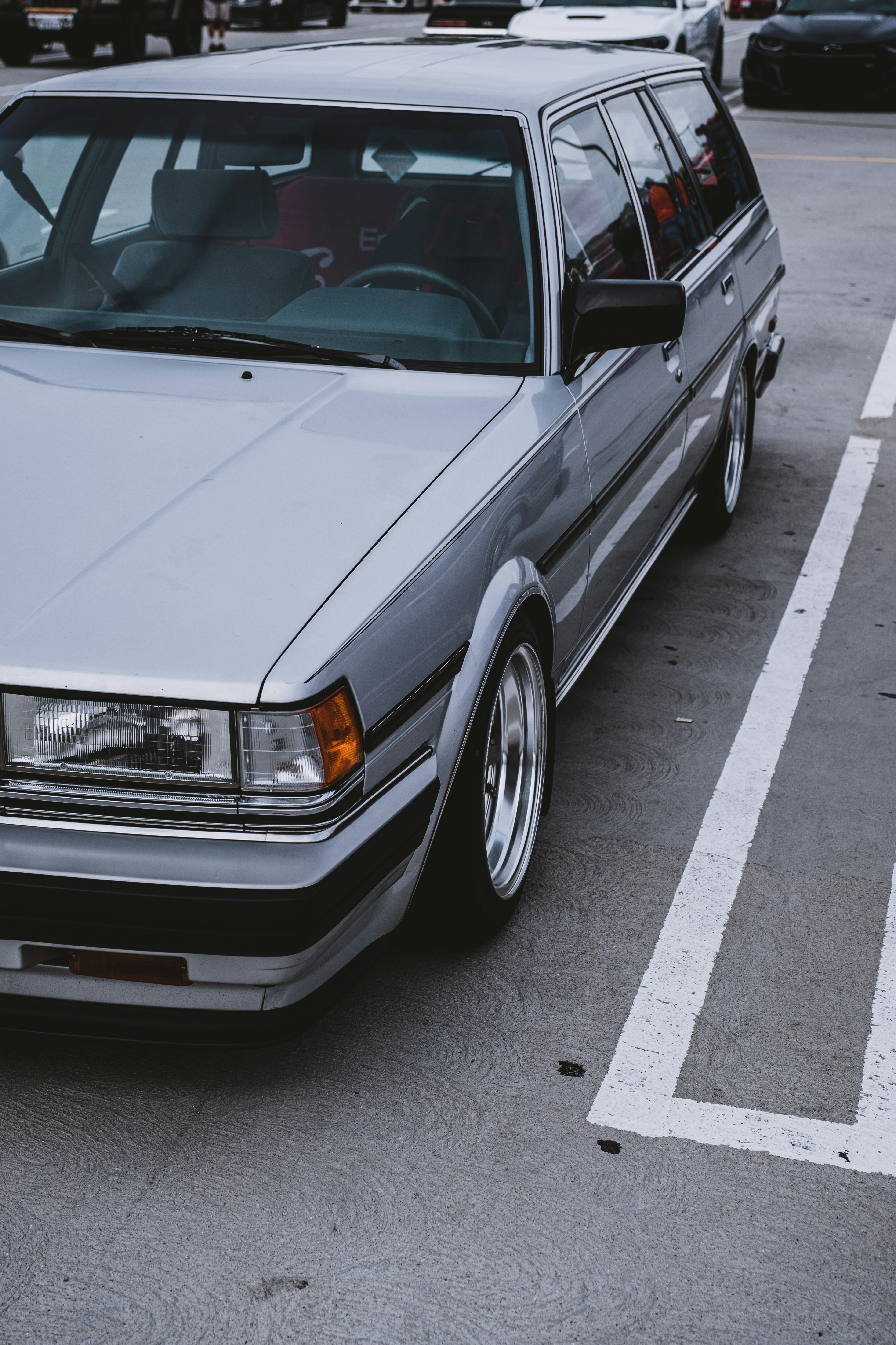 white bmw m 3 coupe