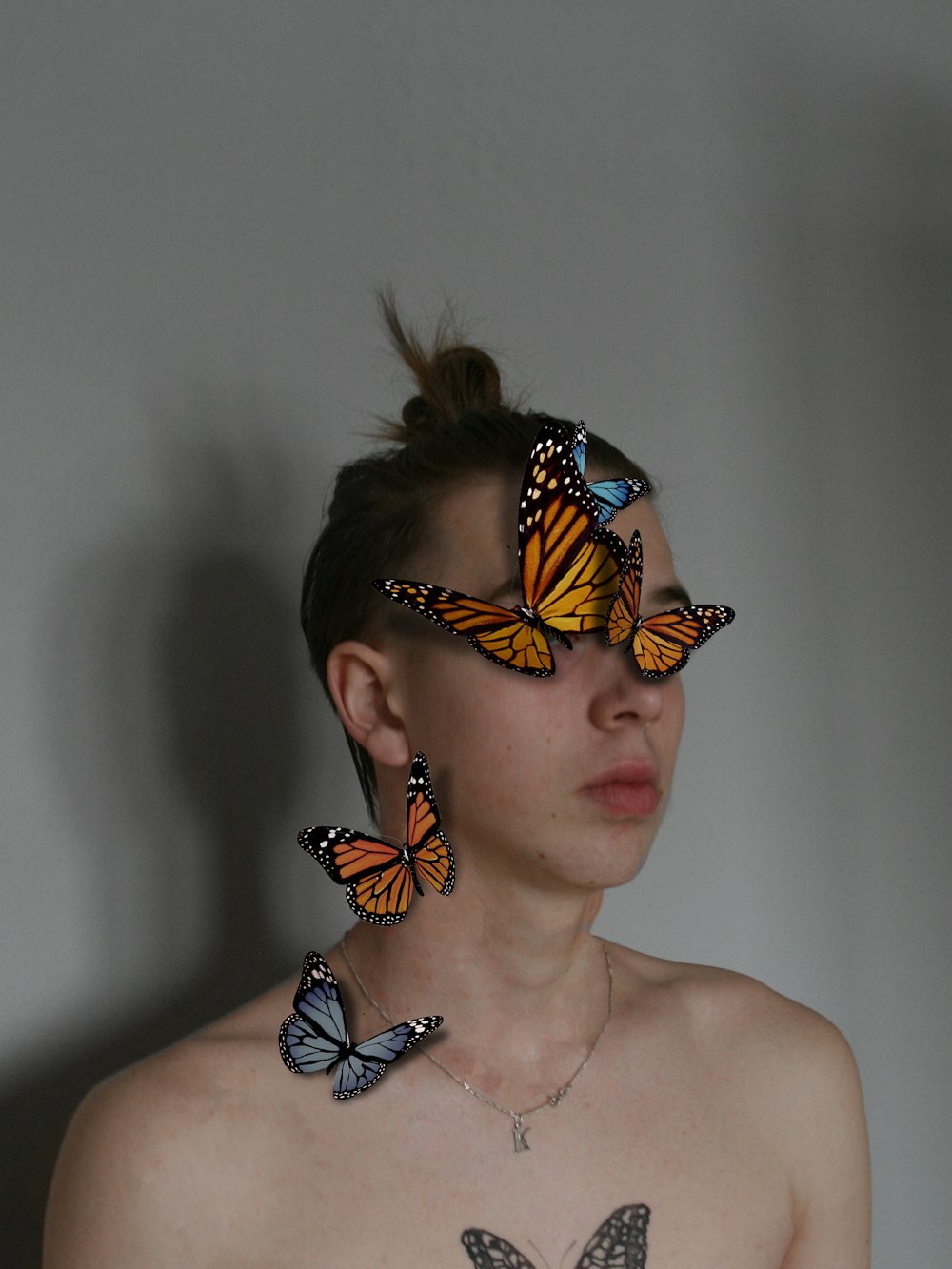 woman wearing black and yellow butterfly headband