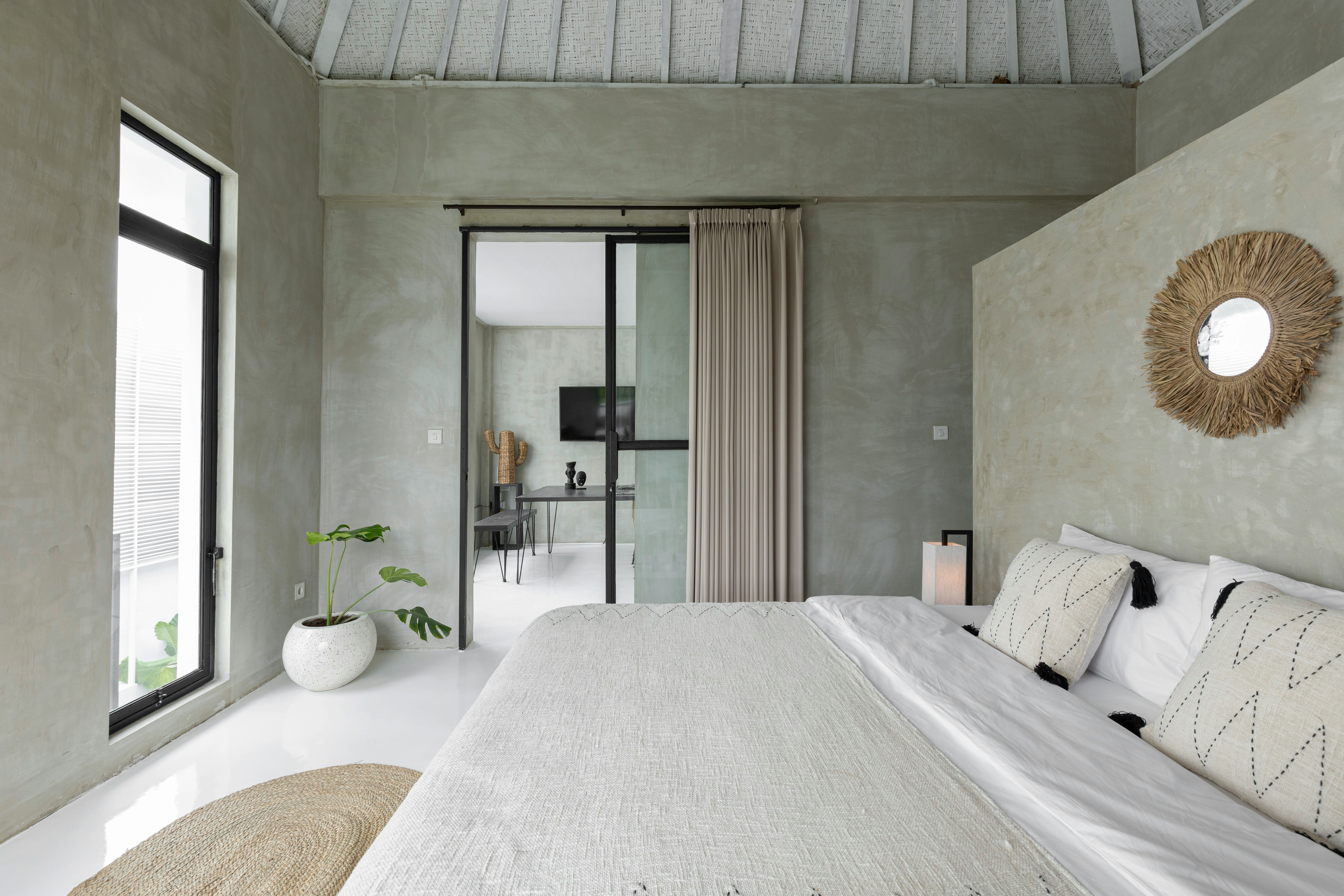 The Hotel as Mirror: What Your Accommodation Choices Quietly Reveal About Your Priorities