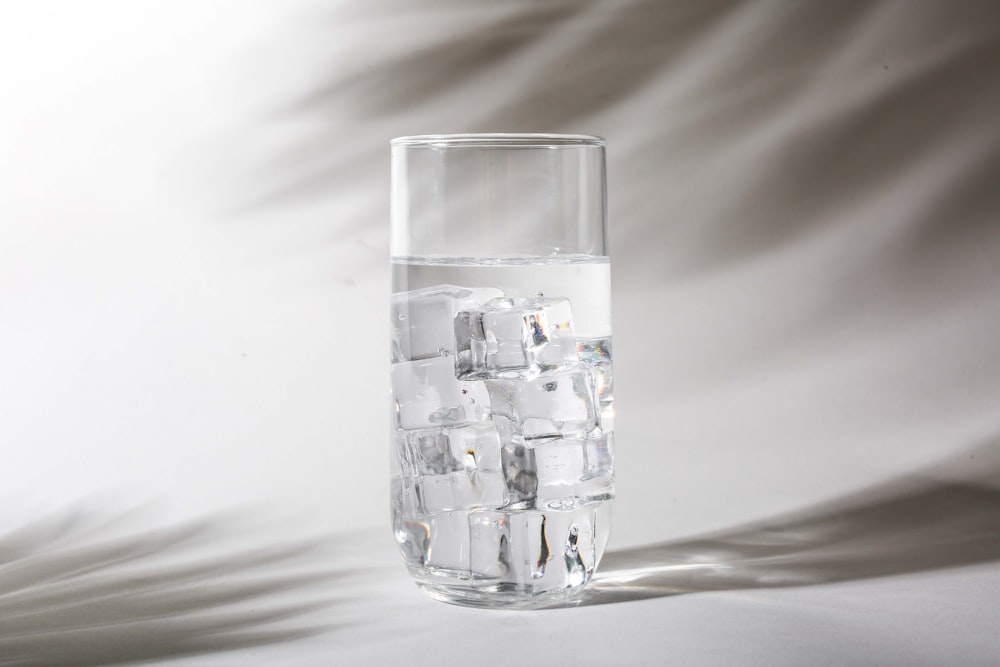 clear drinking glass with water