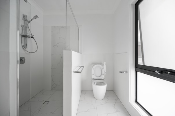 rénovation d'une salle de bain effet marbre