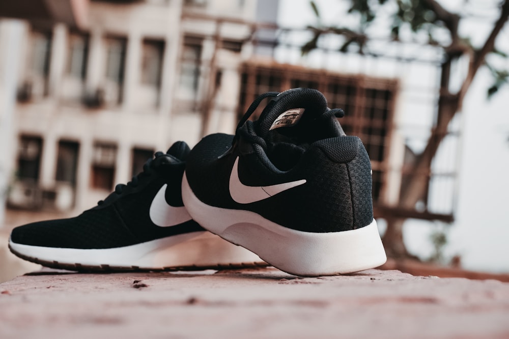 black and white nike athletic shoes