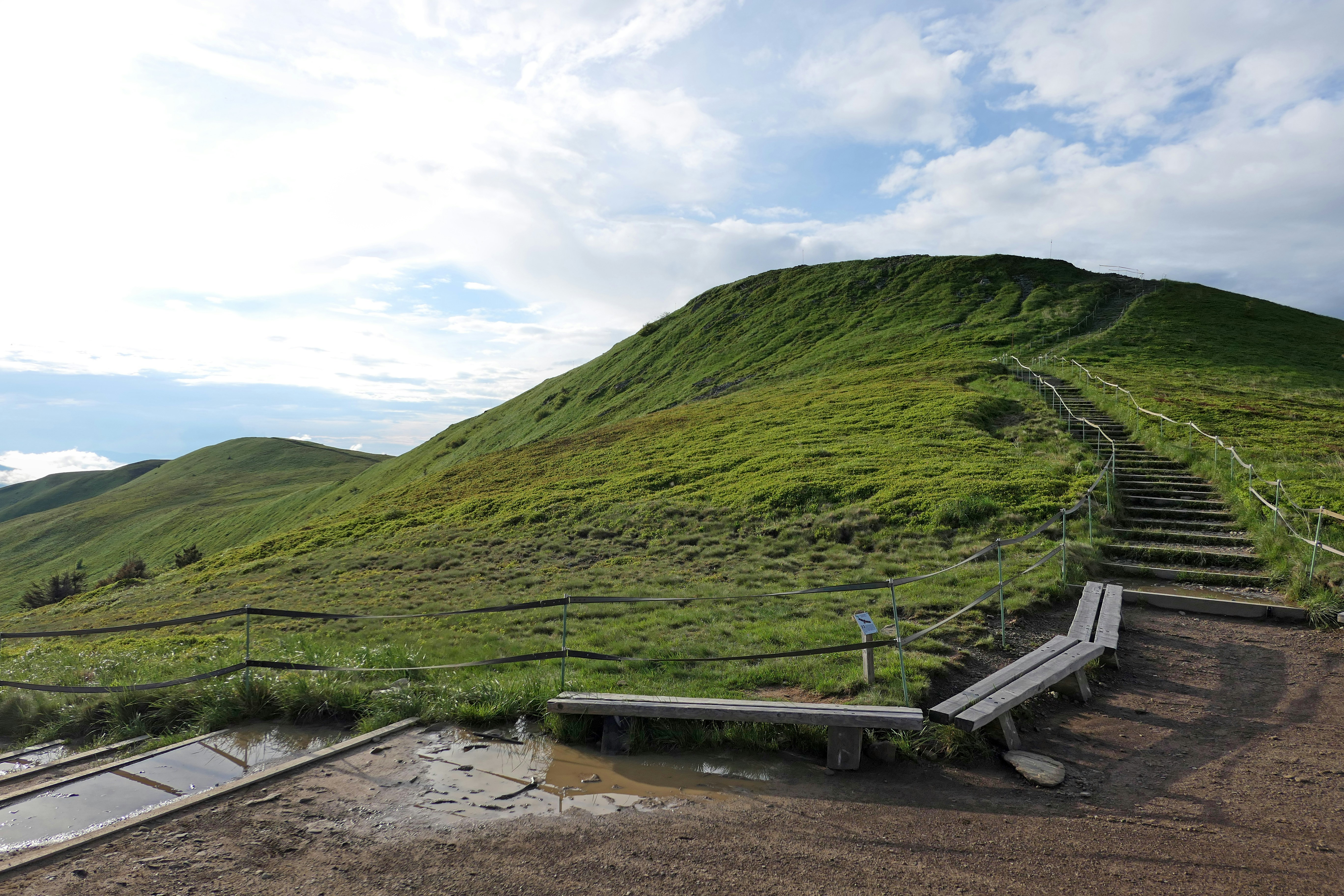 green mountain under white sky during daytime, 