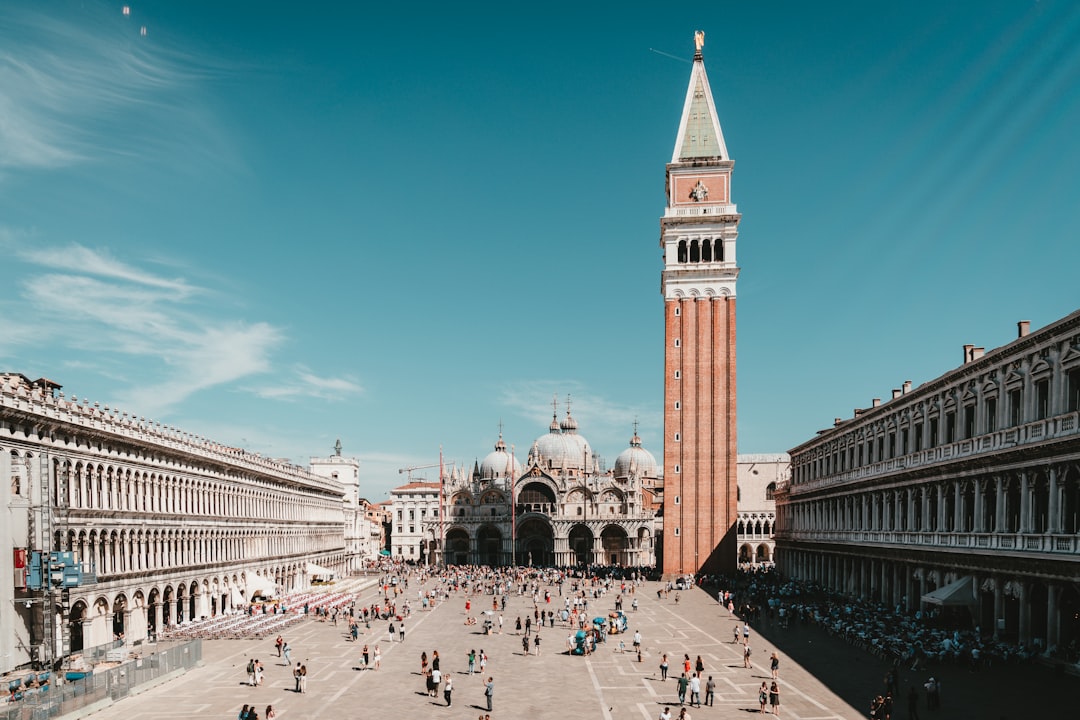 Venice Day-Trip Tax: Tourists Face Entry Fees Starting 2024 - Criti… — Venice Day-Trip Tax