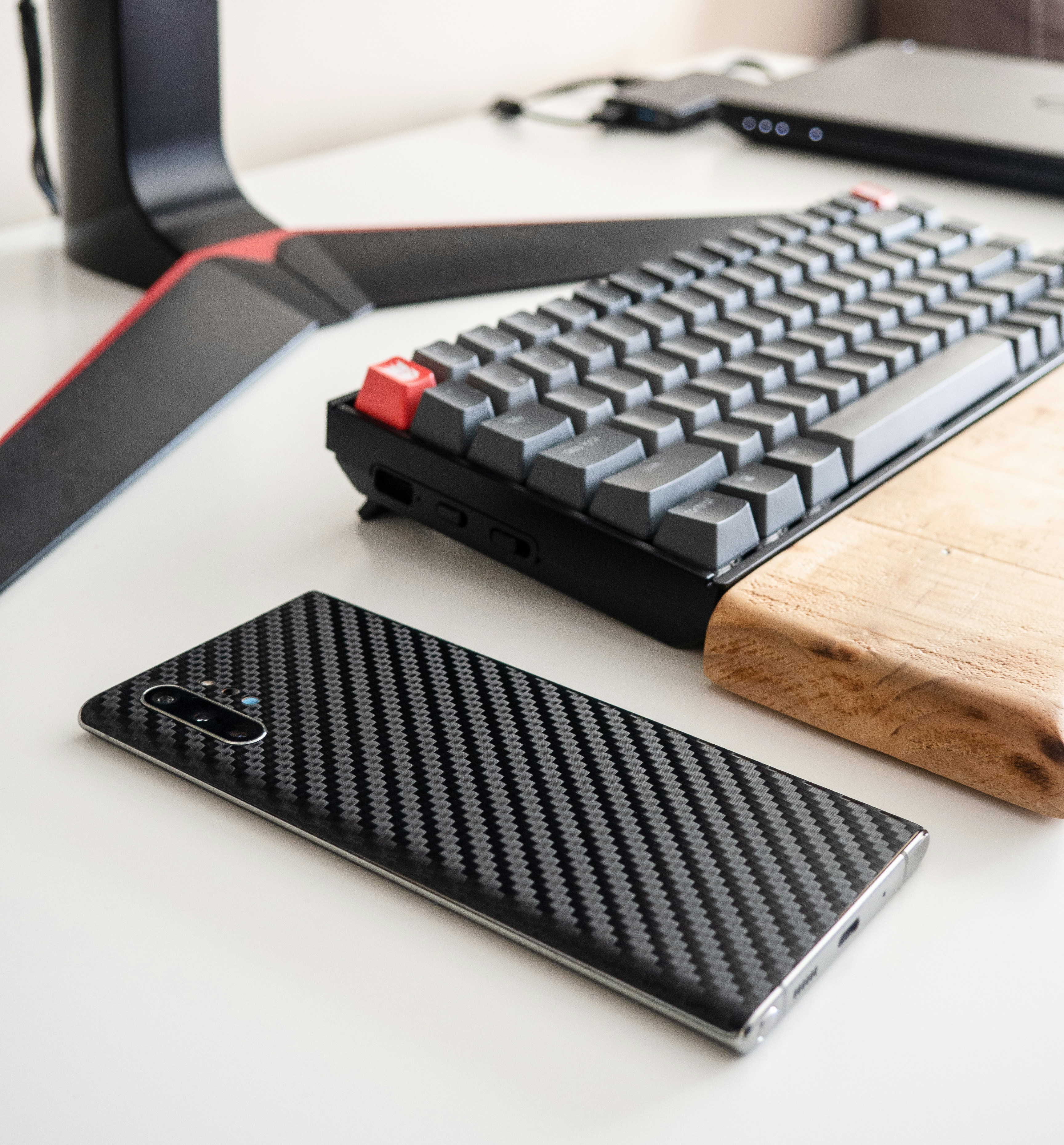 black and gray computer keyboard