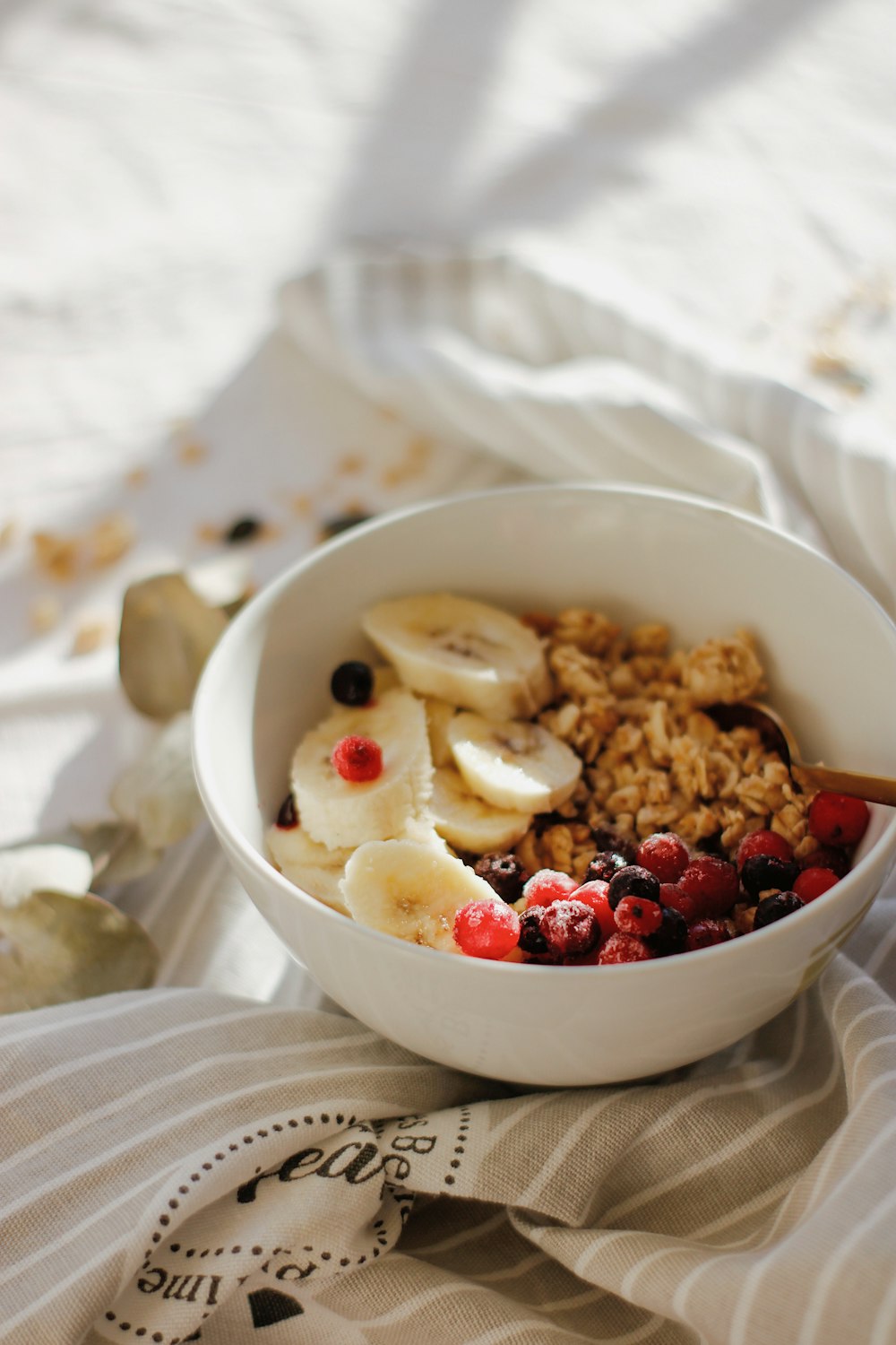 white ceramic bowl with cereal