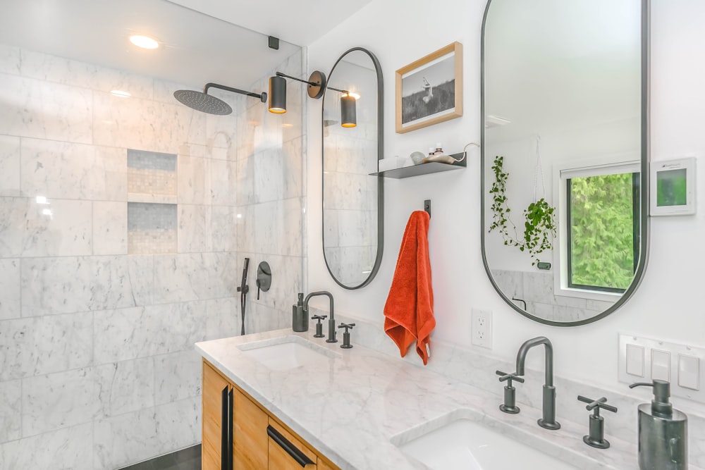 red towel on stainless steel towel rack