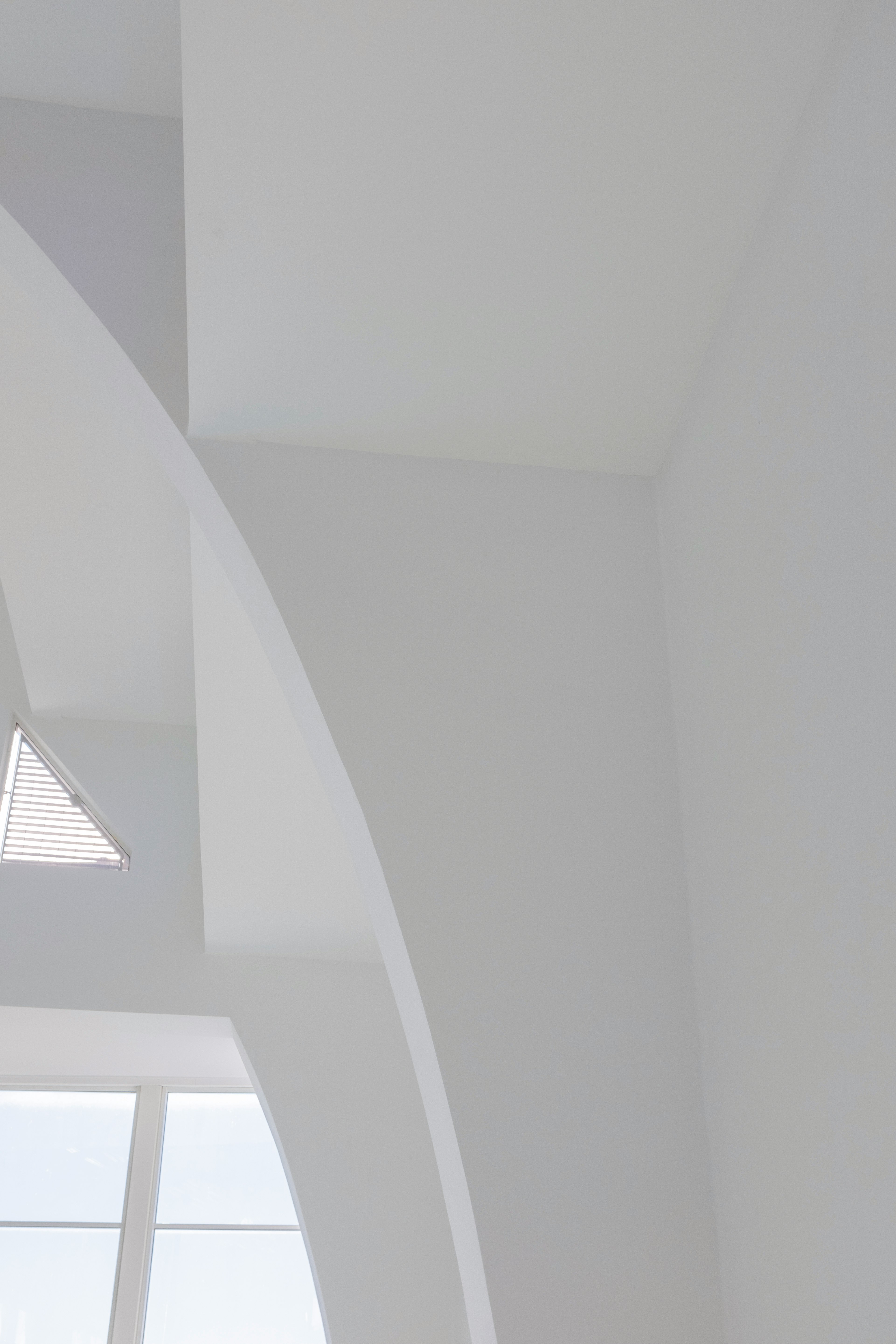 white ceiling with white ceiling