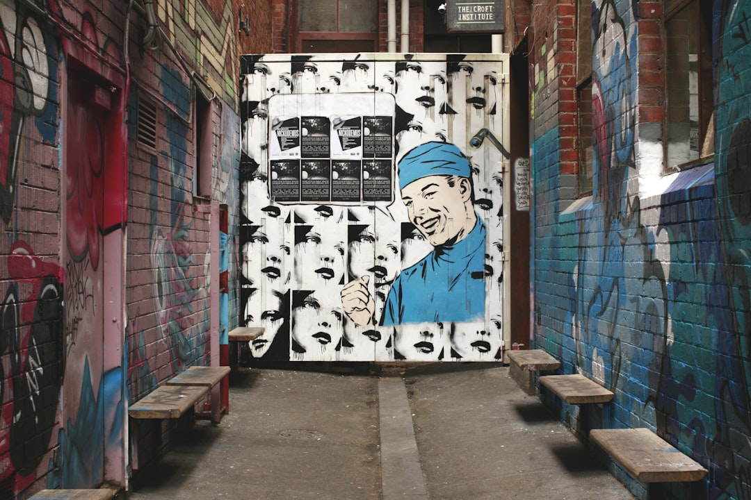 blue and white wall graffiti,