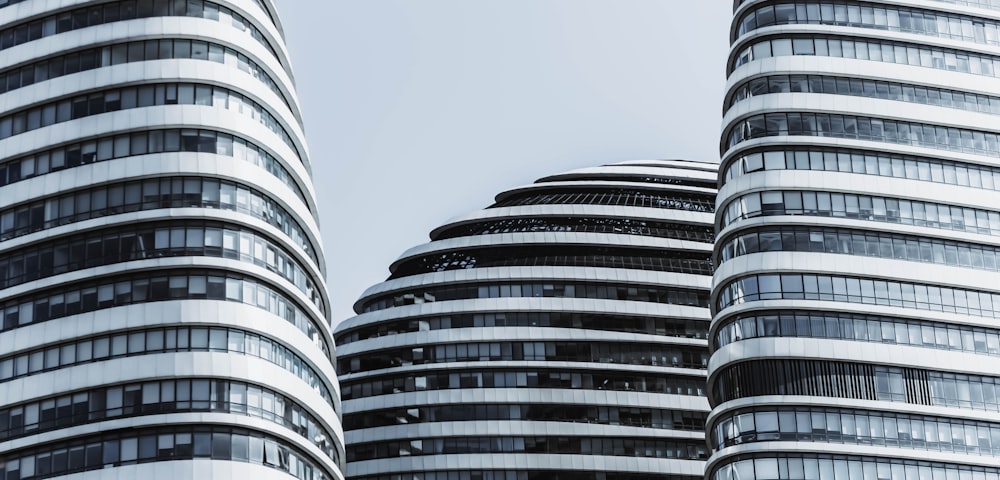 grayscale photo of high rise building