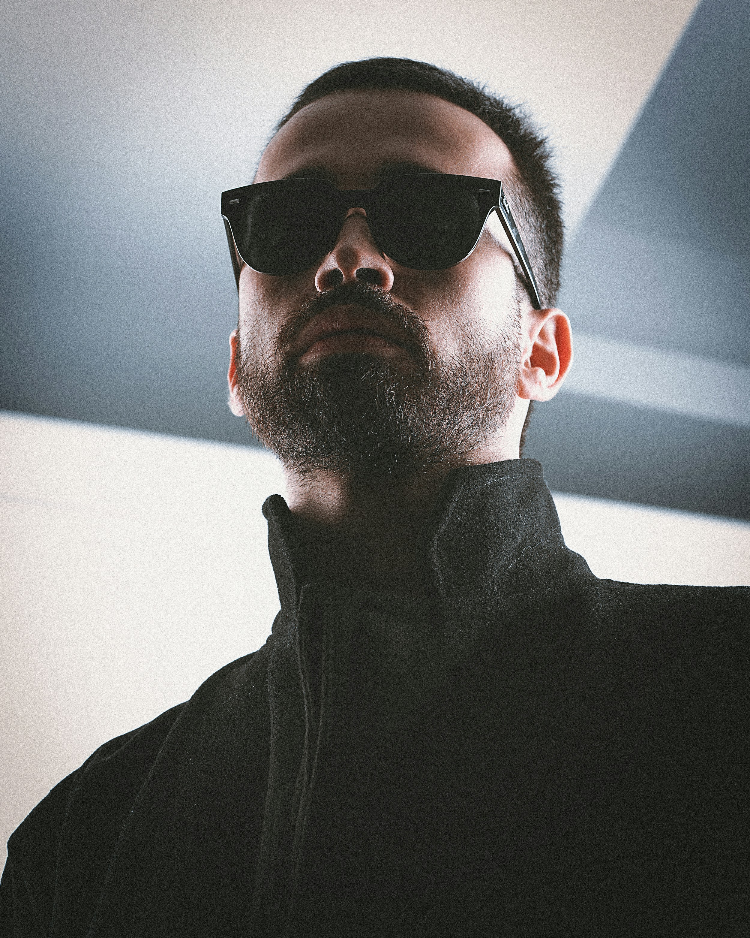 Photo by behrouzsasani