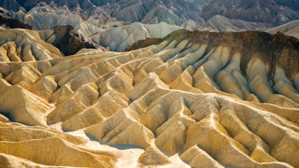 brown and white rocky mountain