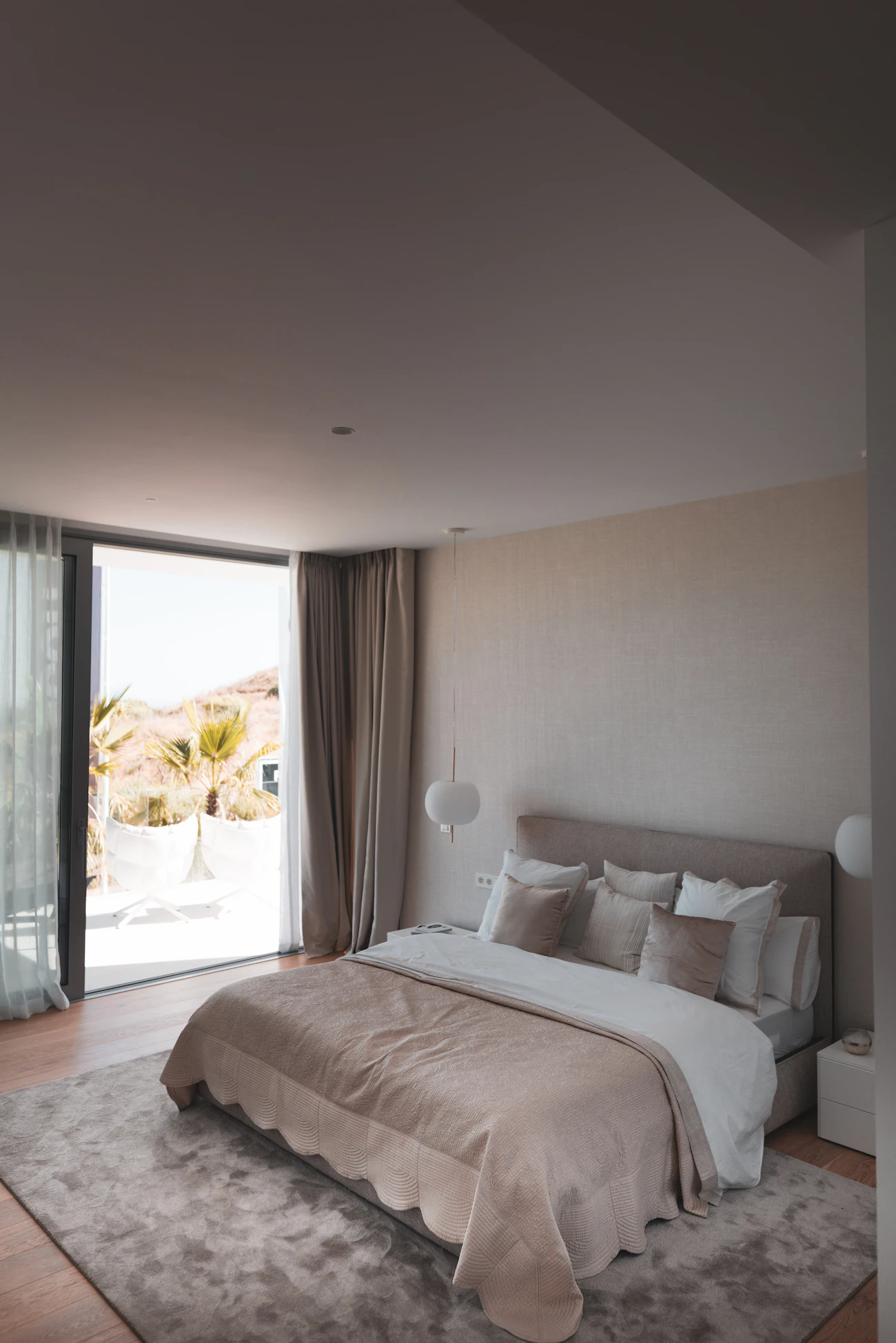 Main bedroom opening to the garden