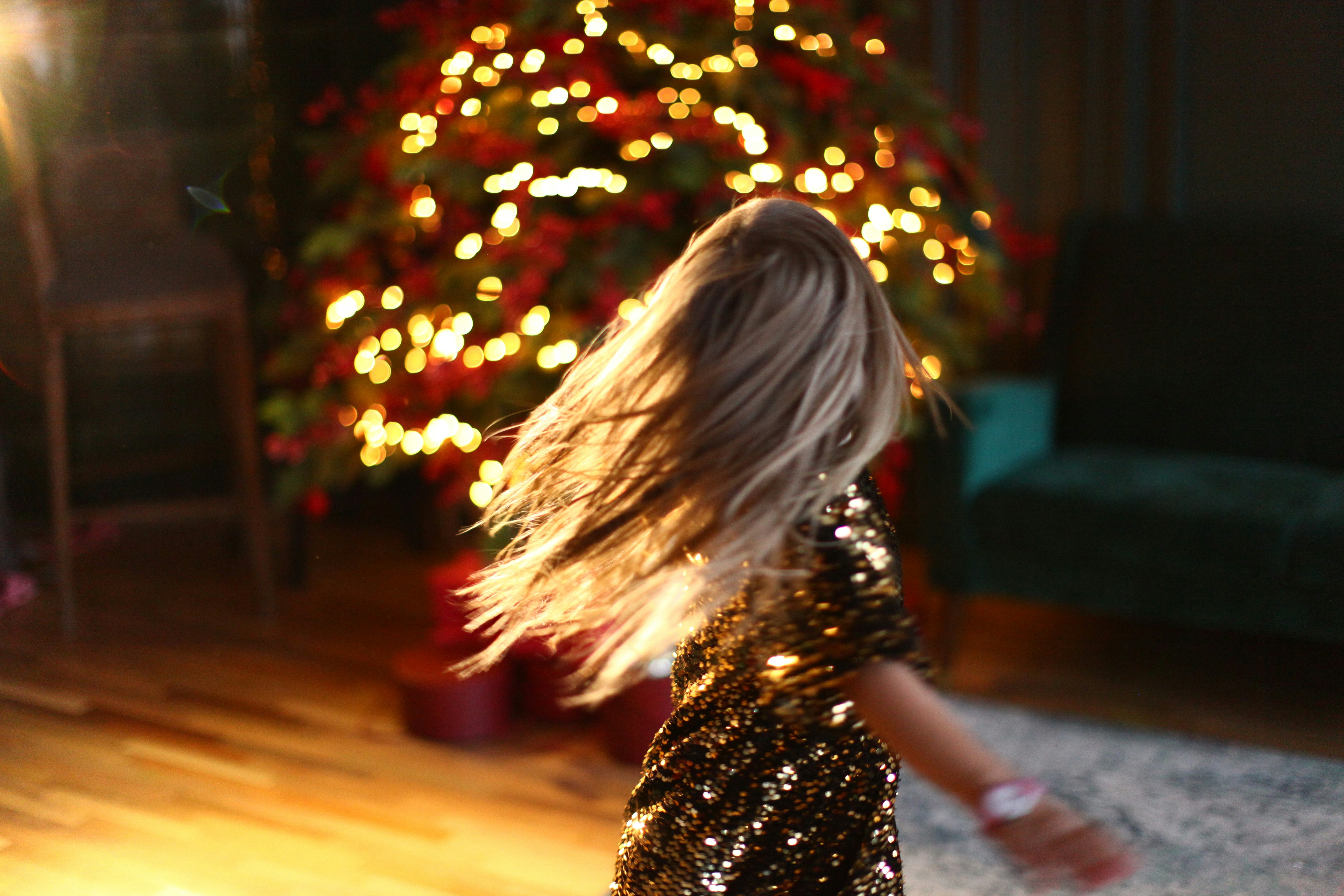 Jingle All the Way: Navigating the Digital Age of Christmas Music with Streaming, Radio, and New Releases